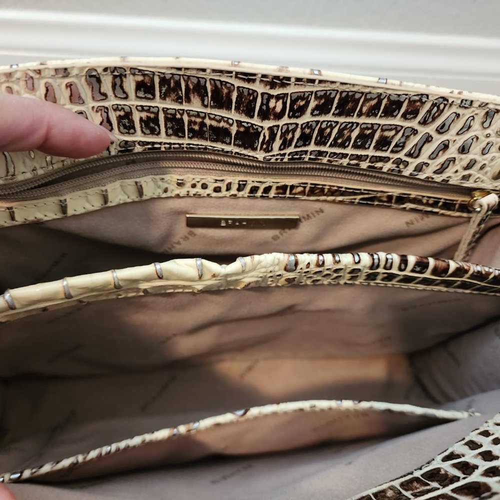 Brahmin Purse - Picture 5 of 8